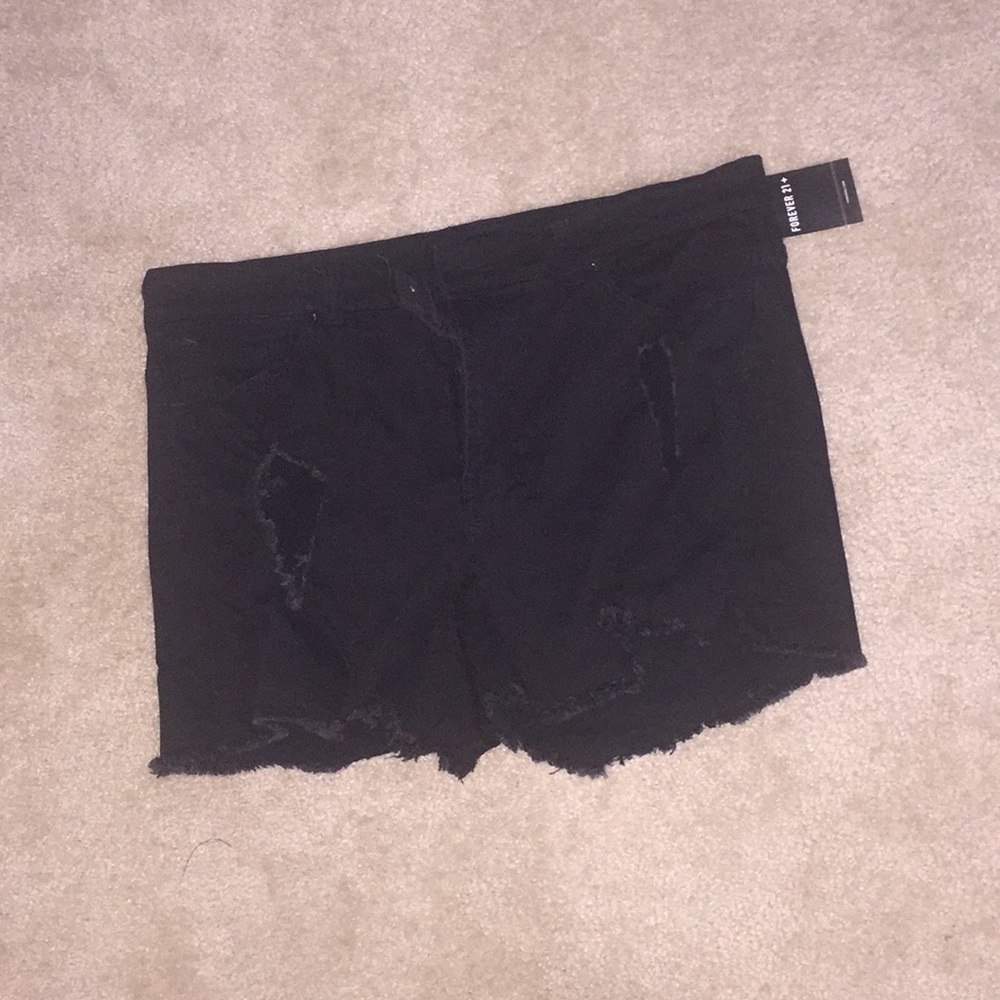 Forever 21 Black short stretchy shorts